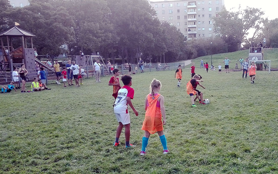 Fußballturnier des Friedens im Seeschlachtpark