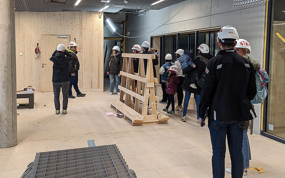 Besuch der Baustelle des Bildungscampus Heidemarie Lex-Nalis